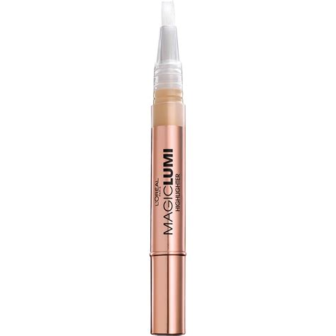 Get a luminous, lit-from-within complexion with L'Oreal Magic Lumi Highlighter